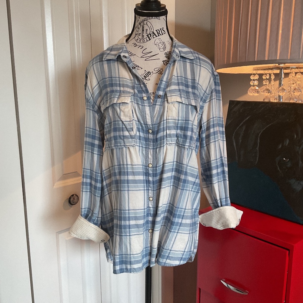 Flannel button down shirt by American Eagle Outfitters